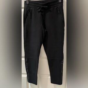 Hoodies Brand from Israel joggers blended fabric Zip Pockets Black size Medium
